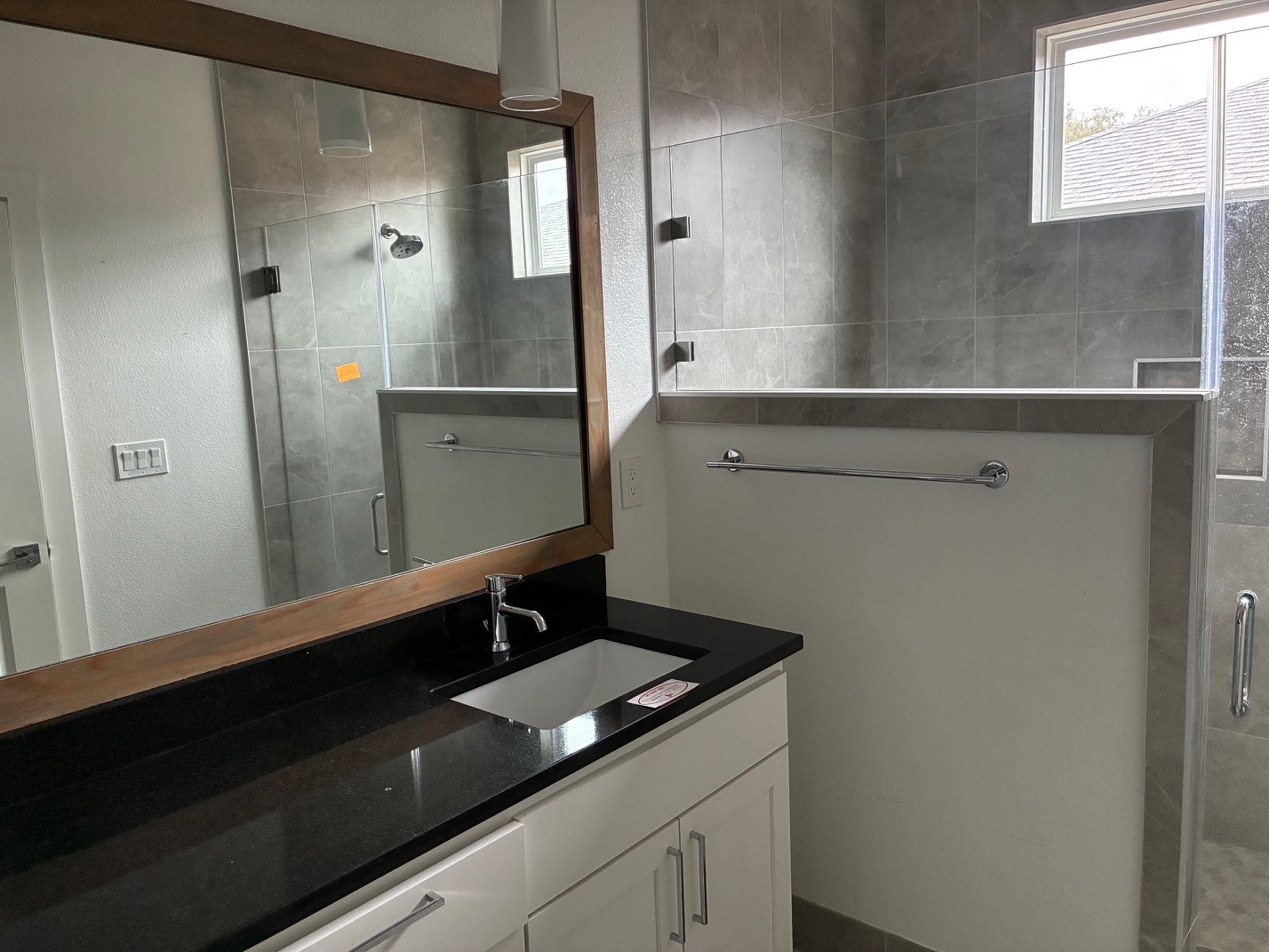 1777-3876798-20260225-403-Summit-Ridge-Drive-8