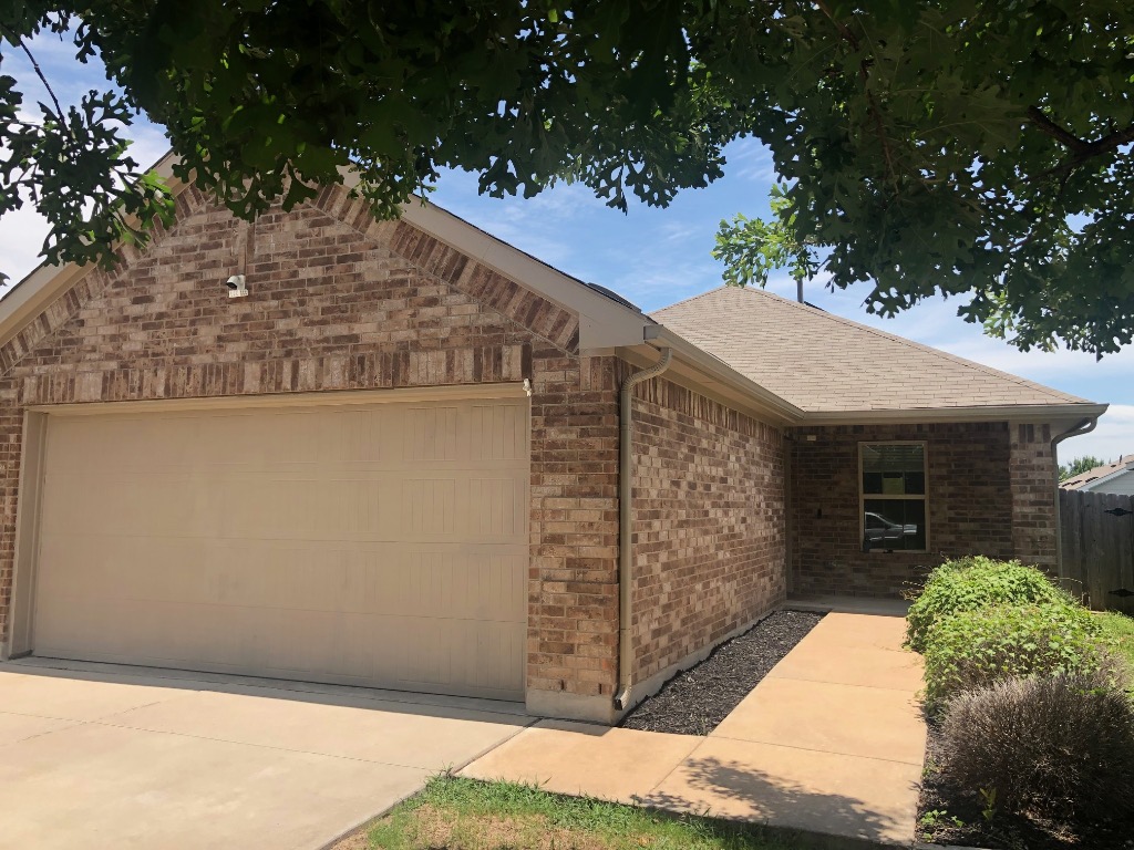 1777-8737843-20251012-3505-Breckenridge-Drive-1