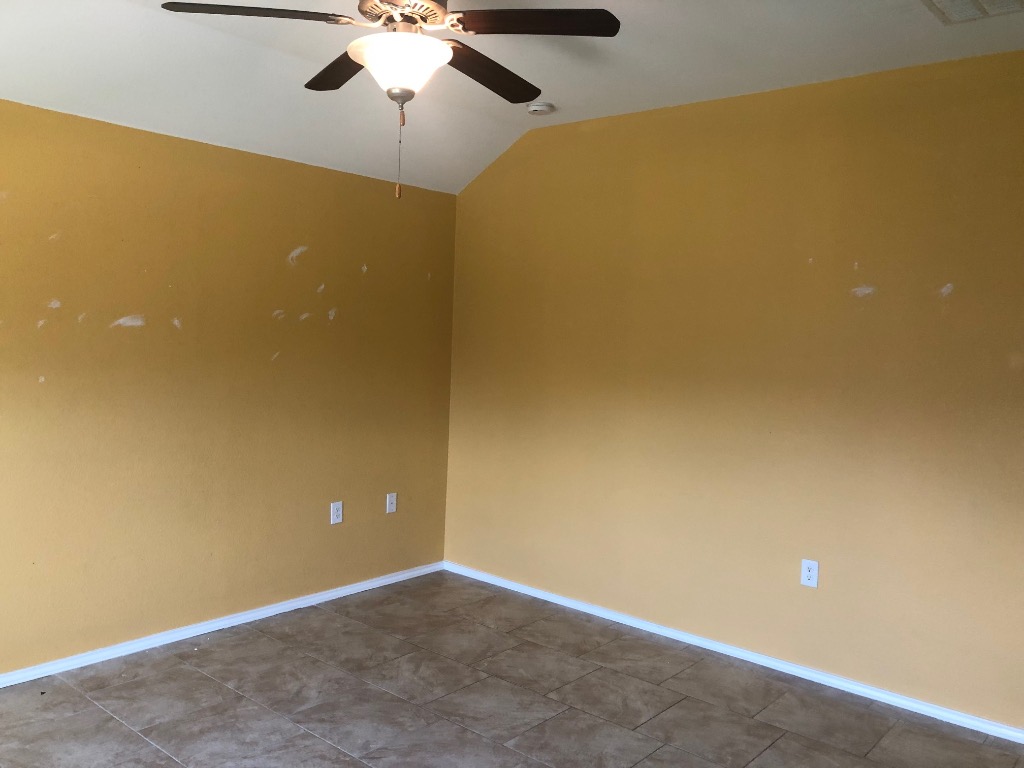 1777-8737843-20251012-3505-Breckenridge-Drive-6
