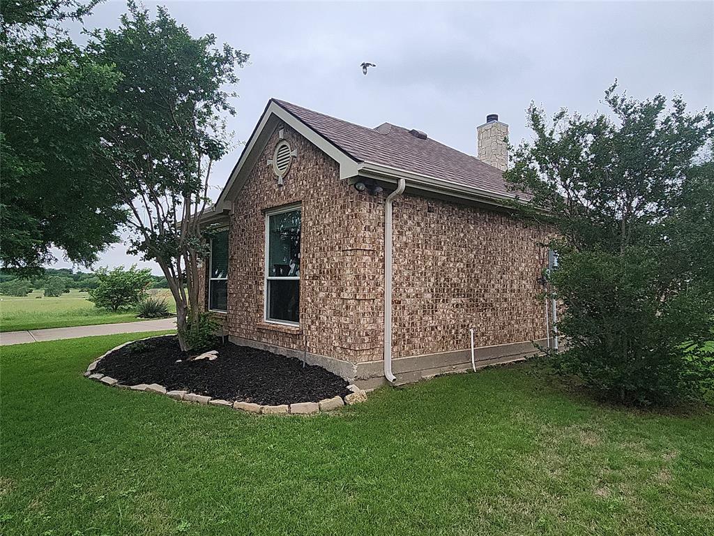 1831-21256373-20260430-7009-Turnberry-Drive-5