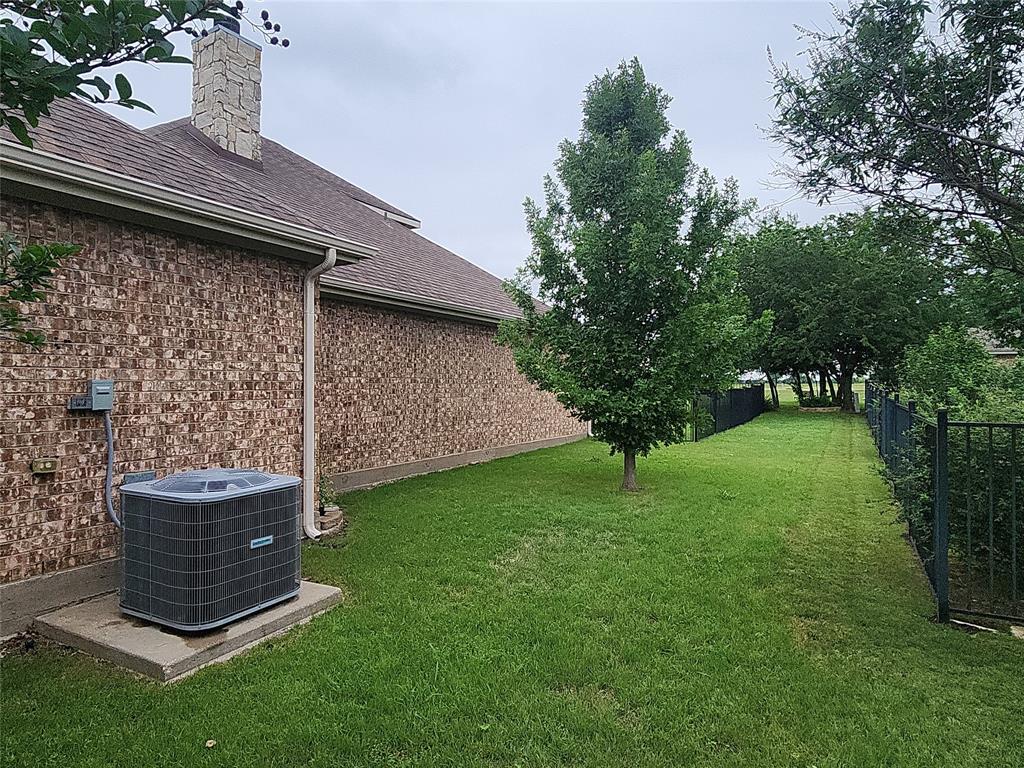 1831-21256373-20260430-7009-Turnberry-Drive-6