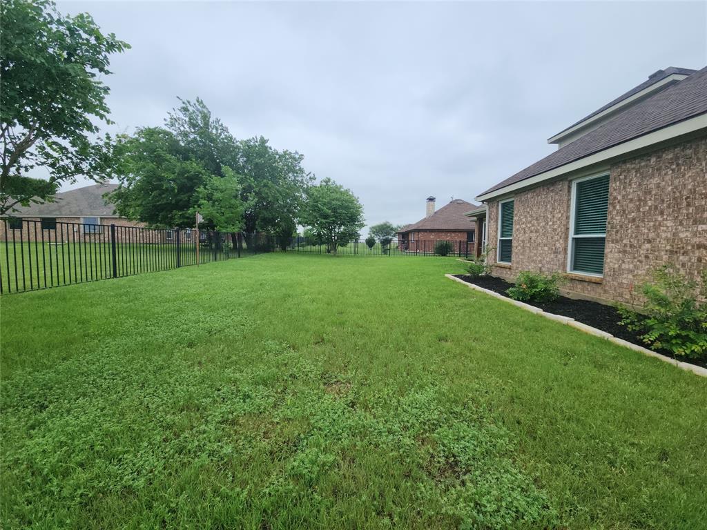 1831-21256373-20260430-7009-Turnberry-Drive-7