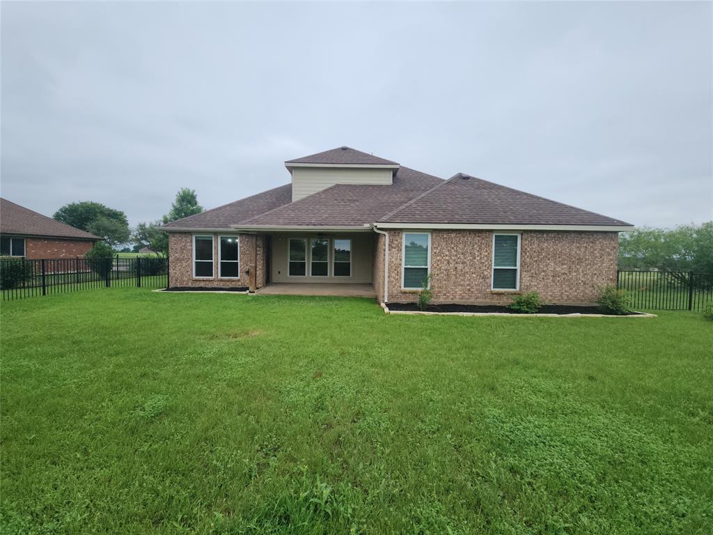 1831-21256373-20260430-7009-Turnberry-Drive-9