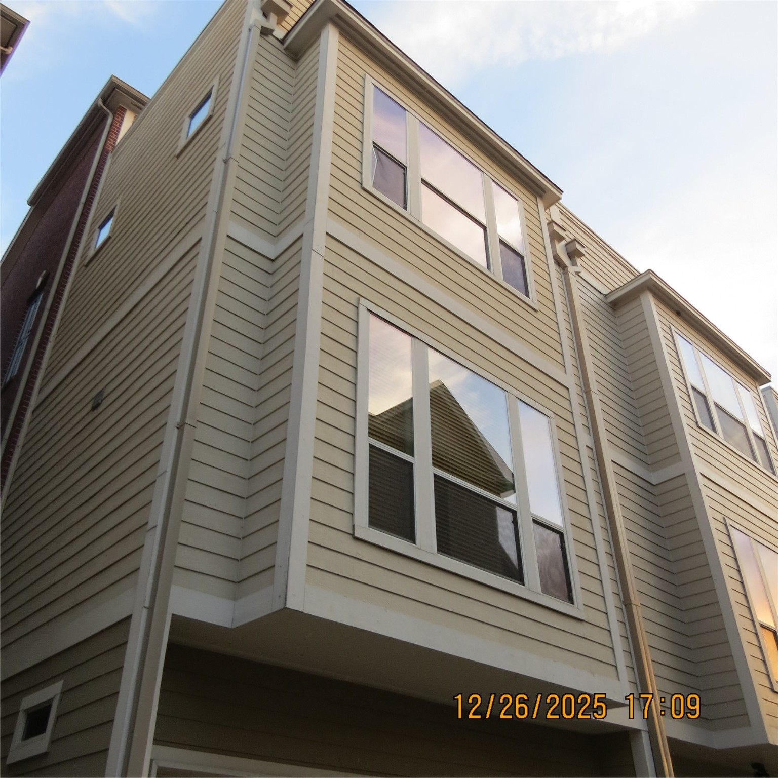 2024-38200215-20260113-2334-Bastrop-Street-Street-2