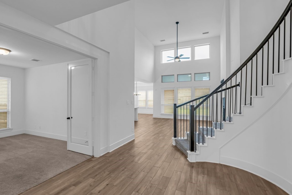 2024-39363204-20260421-23604-Olive-Creek-Lane-4