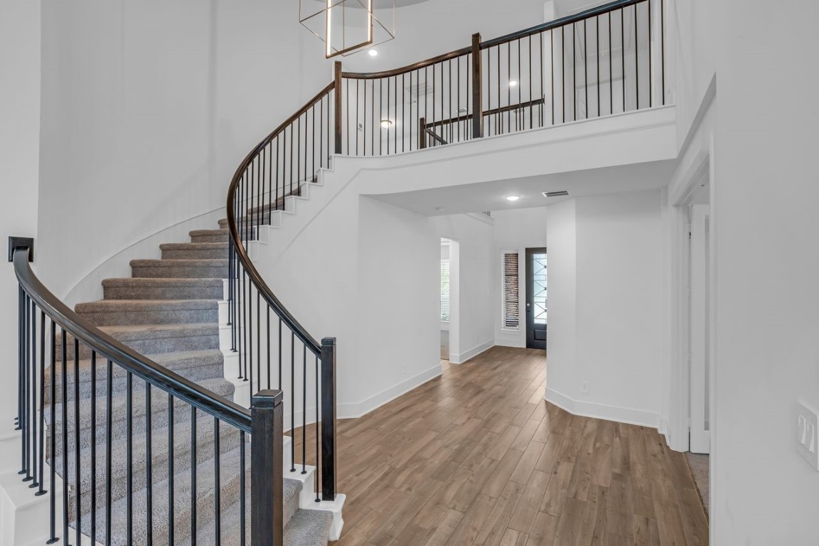 2024-39363204-20260421-23604-Olive-Creek-Lane-6
