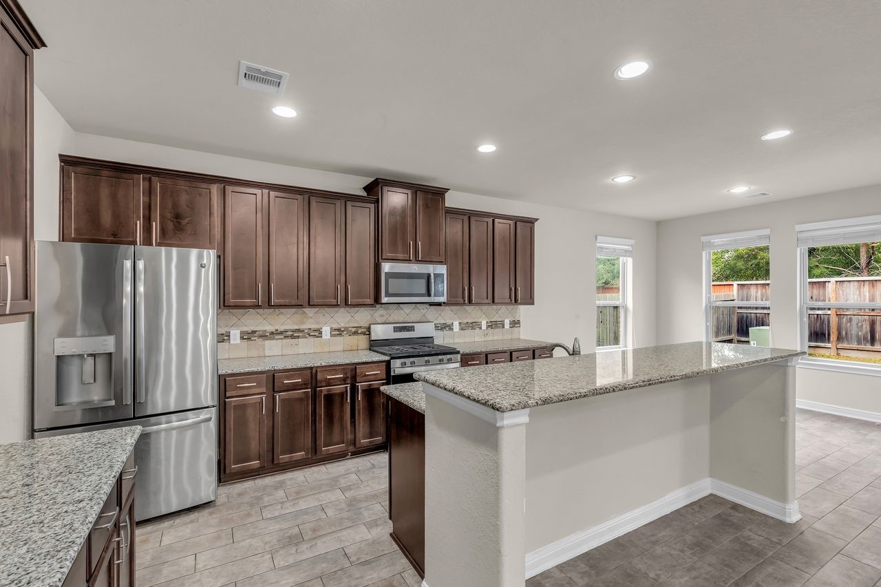 2024-92540435-20251231-2739-Barrington-Branch-Drive-20